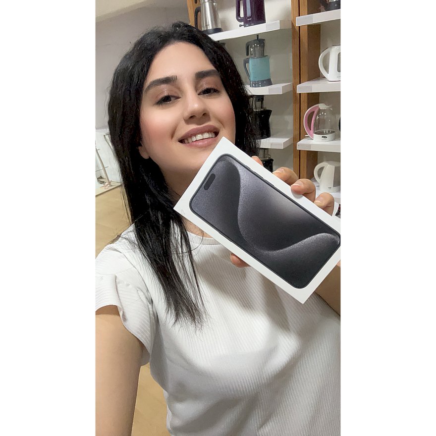 Hayalimi Gerçekleştirmenin Anahtarı: Eva AVM'den Senetle iPhone 15 Pro Max Satın Almak!